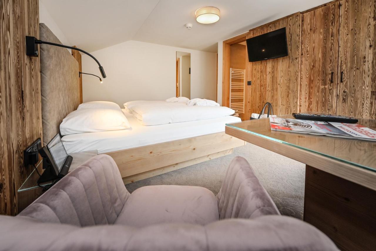 Hotel Alpenfeuer Montafon Sankt Gallenkirch Esterno foto