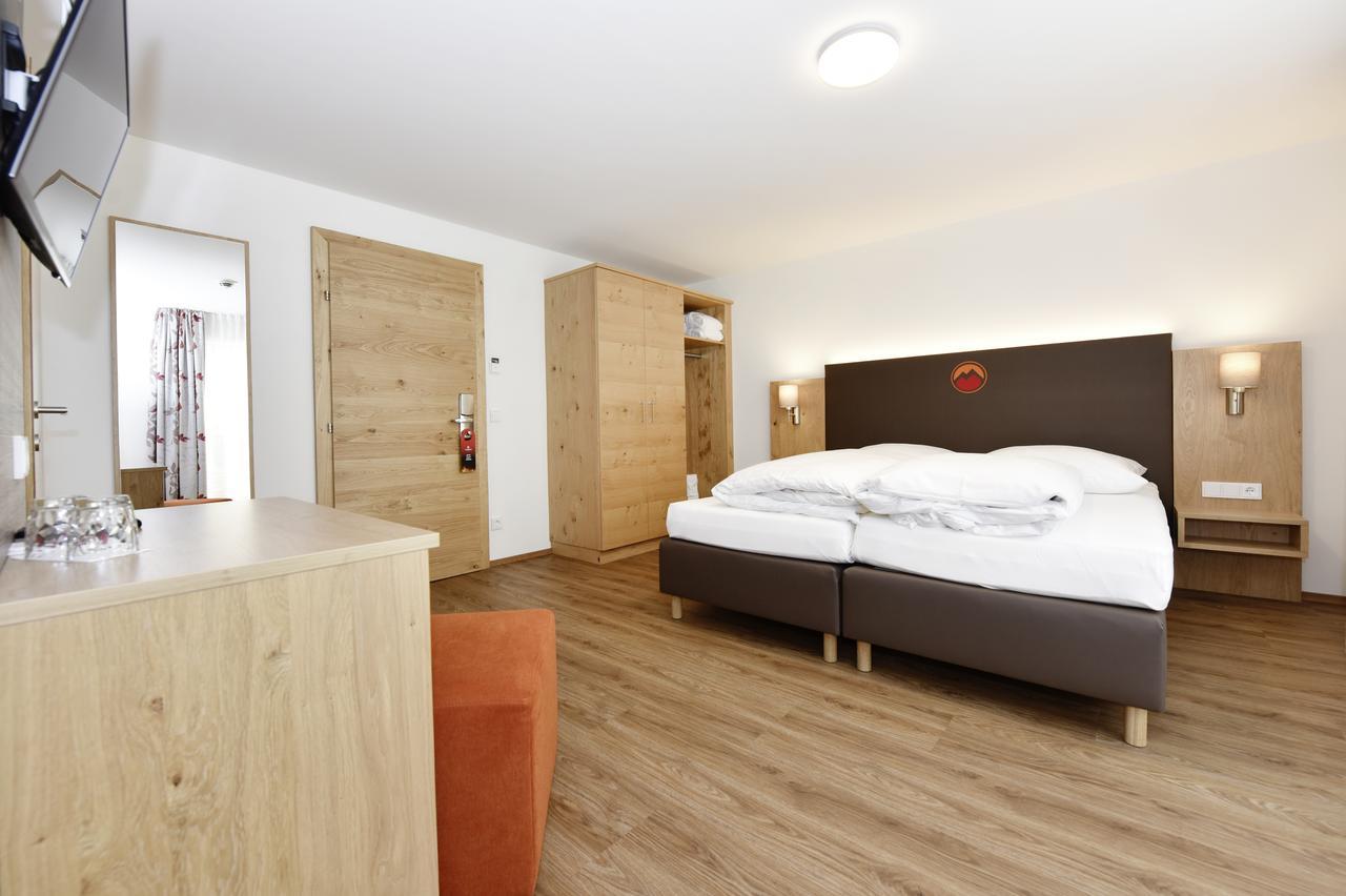 Hotel Alpenfeuer Montafon Sankt Gallenkirch Esterno foto